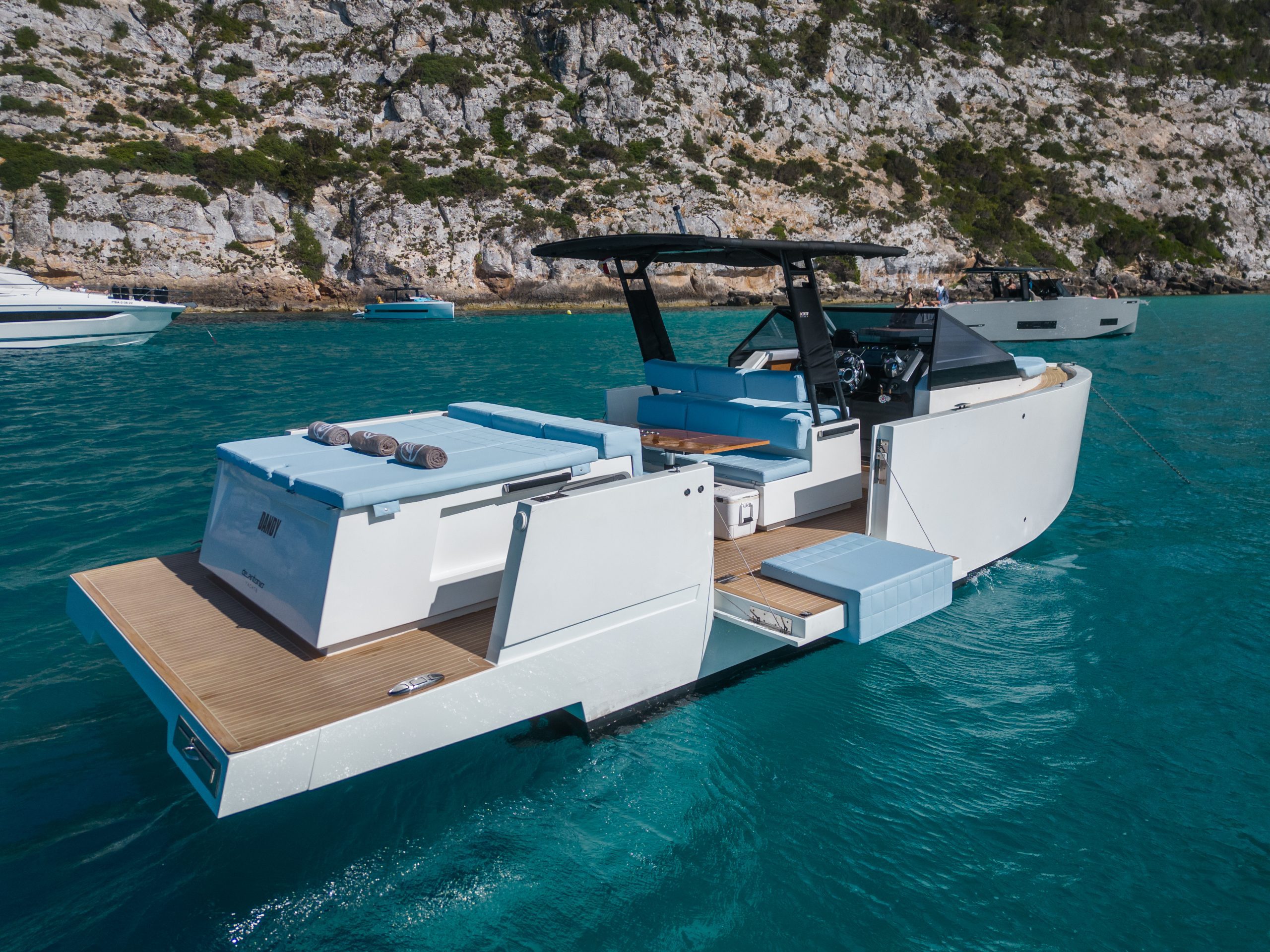 De Antonio D34 Cruiser - Imagen 7