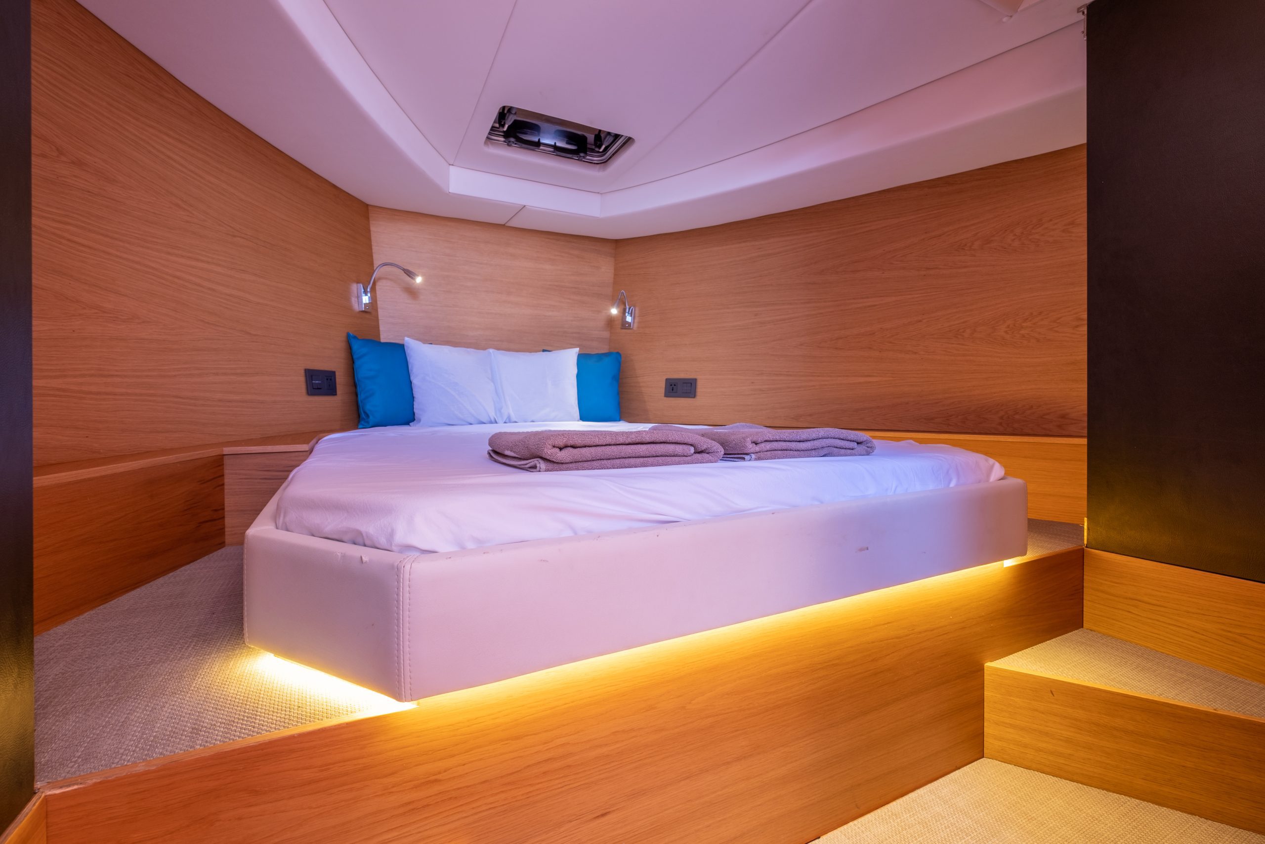 De Antonio D34 Cruiser - Imagen 13